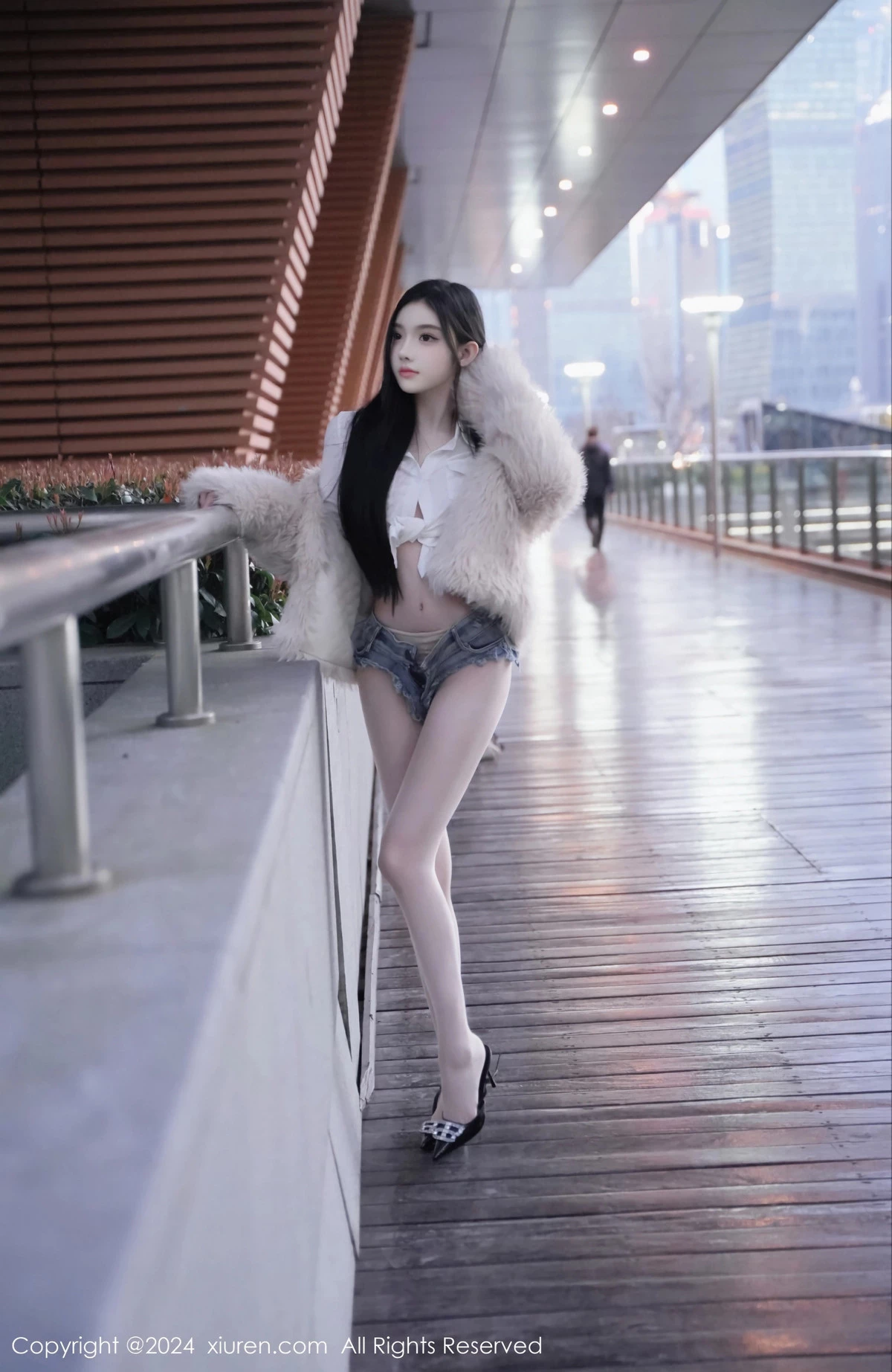 [XiuRen秀人网]第8261期龙雪儿写真-秀人资源网